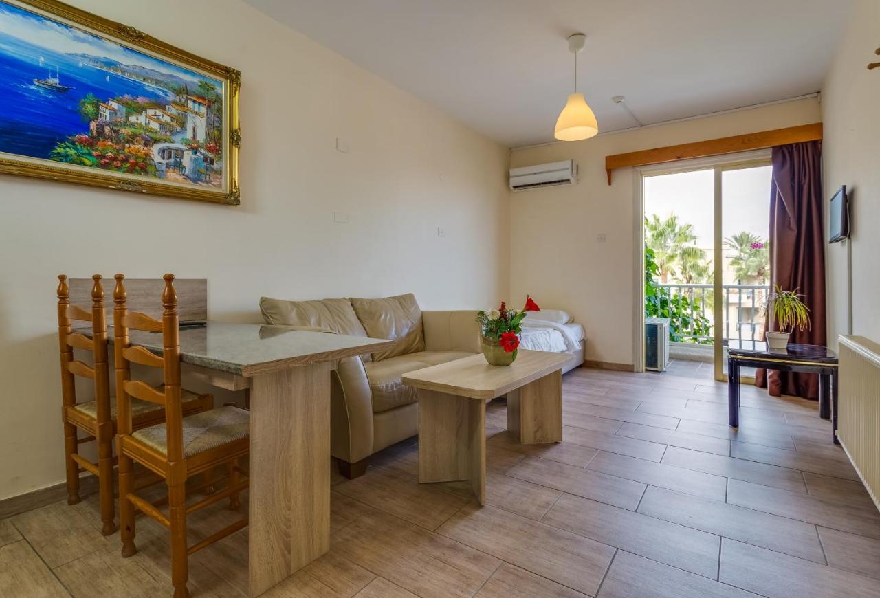 Antonis G. Hotel Apartments Voroklini Ngoại thất bức ảnh