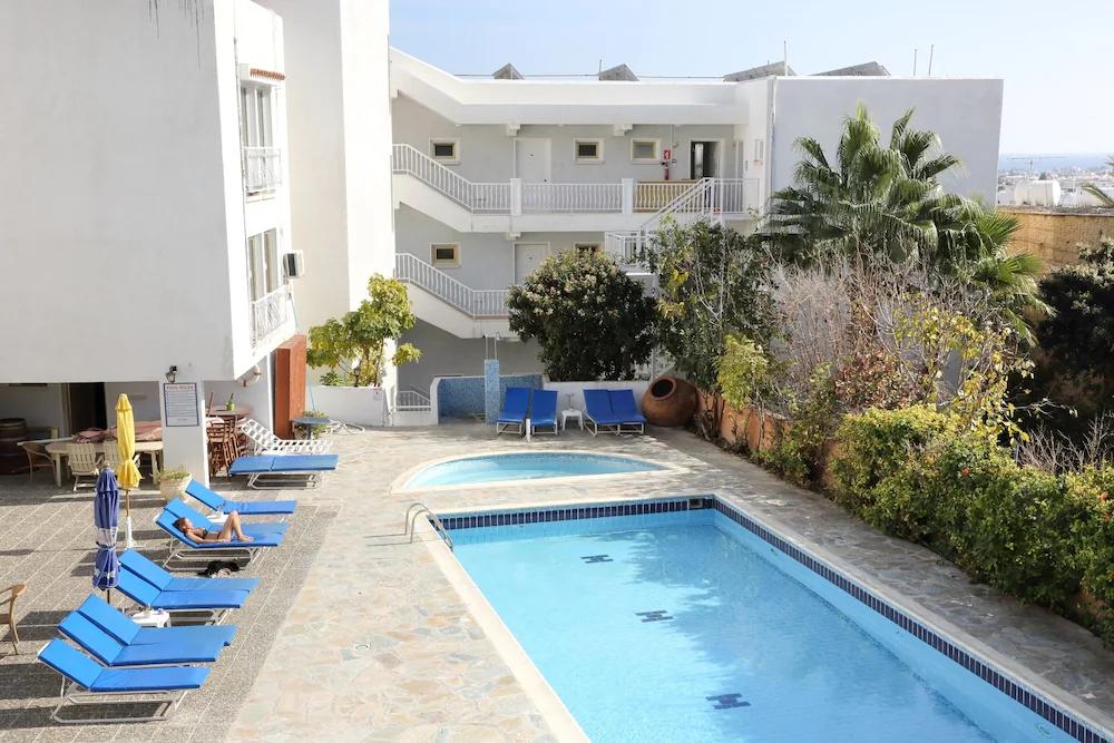 Antonis G. Hotel Apartments Voroklini Ngoại thất bức ảnh