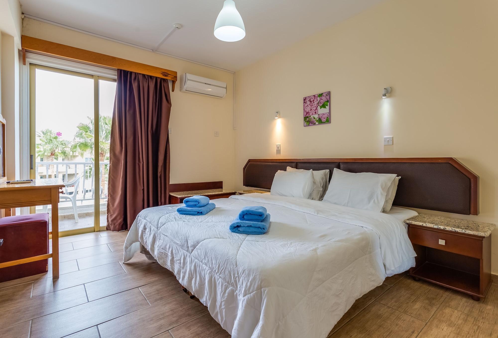 Antonis G. Hotel Apartments Voroklini Ngoại thất bức ảnh