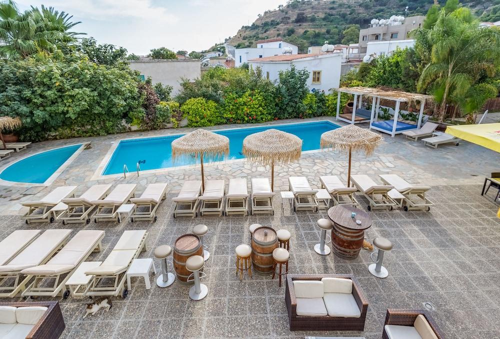 Antonis G. Hotel Apartments Voroklini Ngoại thất bức ảnh